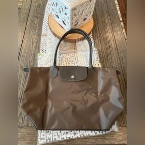 Longchamp Le Pliage Green Medium Tote in color Terra